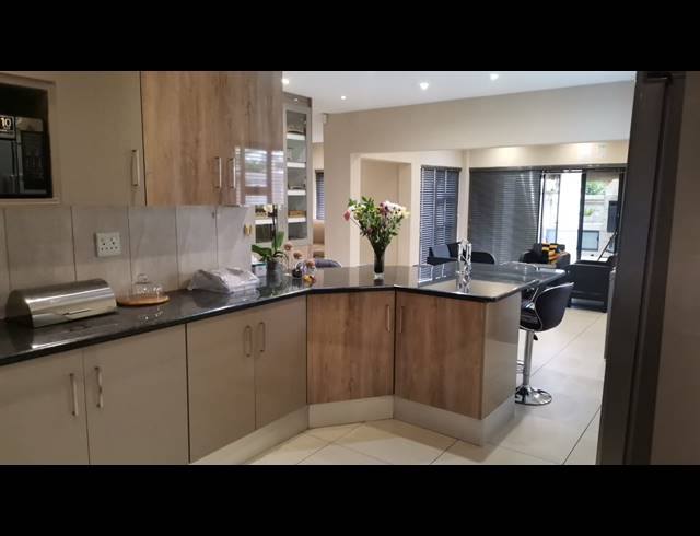 3 BEDROOM HOUSE FOR SALE IN CASHAN